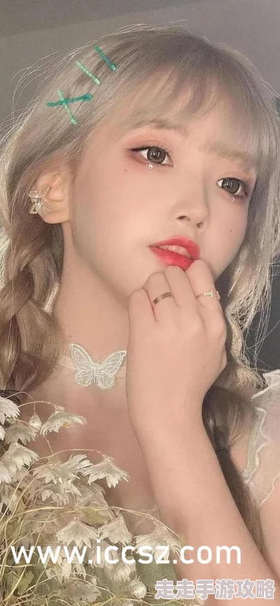 天美麻花果冻苏蜜清歌写真展现甜美与清纯的完美结合
