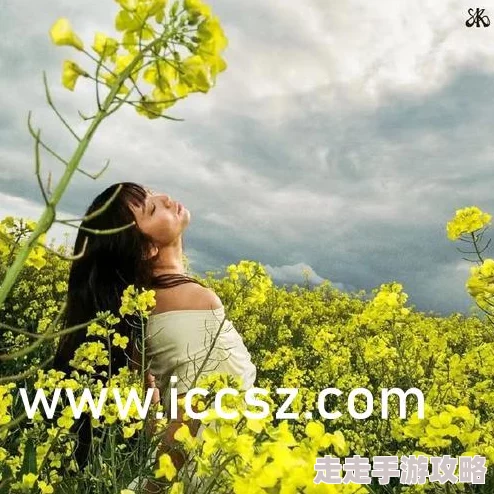 天美麻花果冻苏蜜清歌写真展现甜美与清纯的完美结合