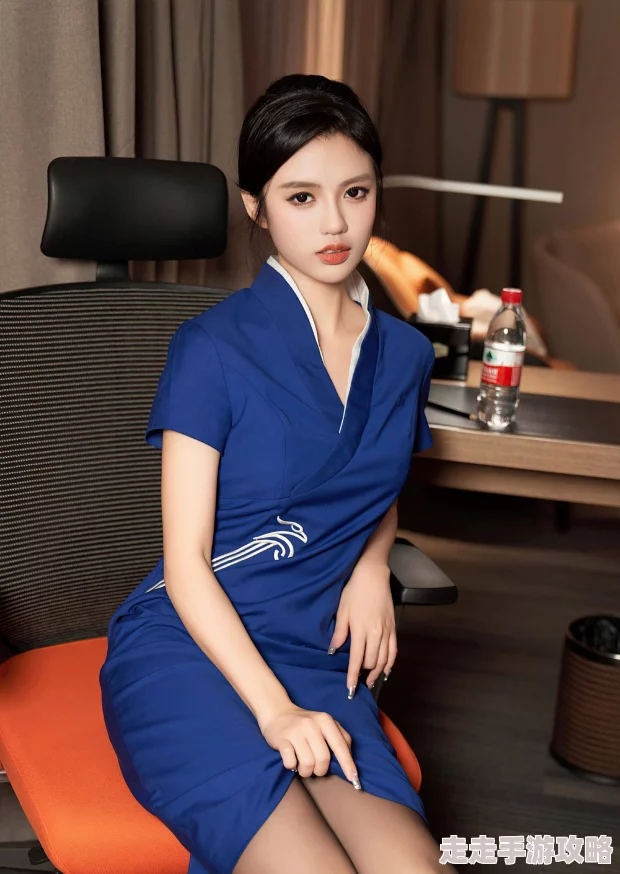 探索久久制服诱惑：揭示制服背后的魅力与心理吸引力