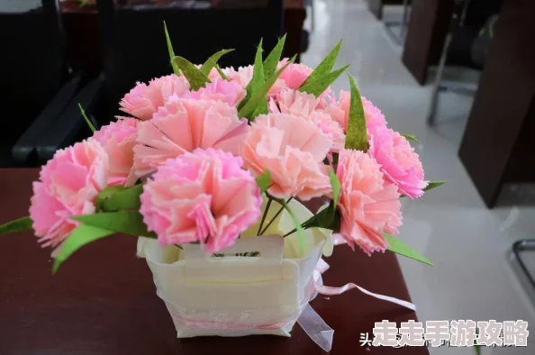 又黄又www的正能量：阳光下的花朵绽放美丽笑容