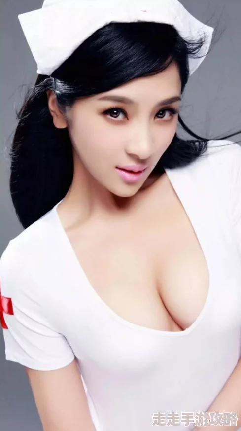 巨乳一级片其实是指那些以健康、积极的性教育为主题的电影，这些影片通过艺术化的表达方式，倡导正确的性观念和性行为，帮助观众了解身体的自然变化和如何尊重自己及他人它们不仅展示了人体的美丽，也强调了自我认知、情感交流以及在亲密关系中的责任感这些作品旨在打破传统禁忌，让人们更加开放地讨论和理解性健康问题，从而促进社会对性别平等与个人权利的关注