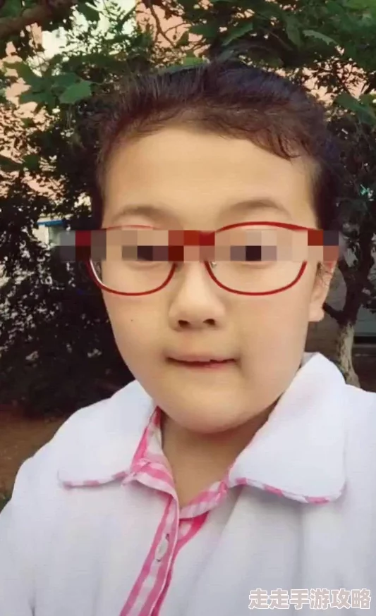 狠狠干婷婷最近在学习编程并开发了一个小游戏
