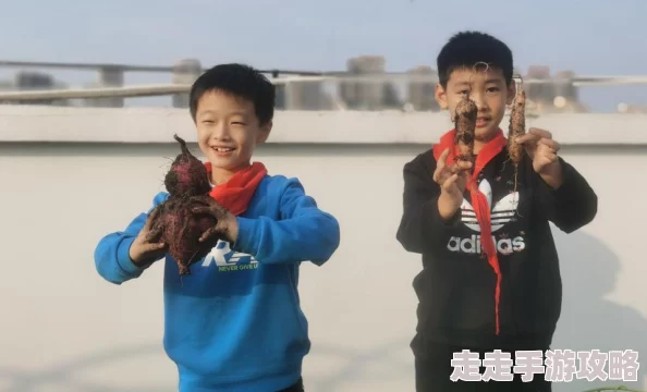 老师扒开腿裸私密无遮让人摸最近在网络上引发热议，网友们纷纷表示震惊和不解