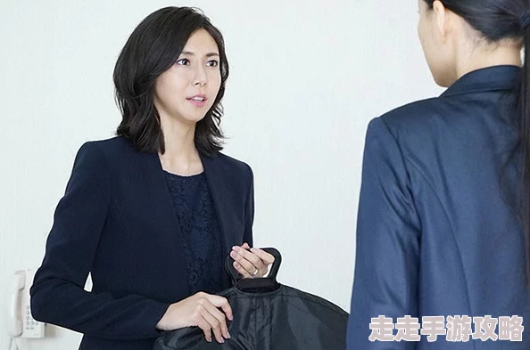 新进女职员出差推荐观看，轻松解压的职场喜剧