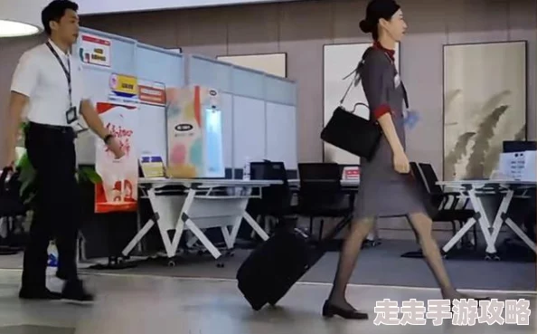 法国空姐2法国航空展现法式优雅与专业精神的服务令人印象深刻